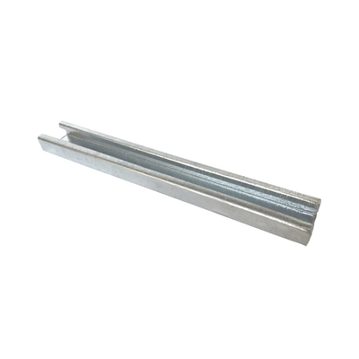 [UNL-4X2-U30-GAC] Unicanal liso 4x2, 3000 mm, con acabado Galvanizado por inmersión en caliente