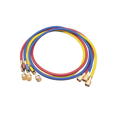 [MM-360] Juego de Mangueras de Refrigerante MM360 / 3 Mangueras 150 cm con Válvulas de Cierre / Presión Trabajo 55 bar (800 psi) / Presión Ruptura 276 bar (4000 psi) / Conexiones 1/4 SAE Hembra y Macho / Identificación por Color Rojo-Az