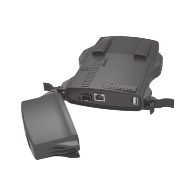 [RB921UAGS-5SHPACD-NM]  (NetMetal 5SHP) Punto de Acceso Conectorizado en 5 GHz 802.11 a/n/ac 2x2, Hasta 1260 mW de potencia.