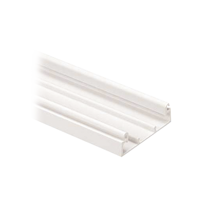 [T45BIW8] Base para canaleta T-45, de PVC rígido, con orificios perforados para montaje, 60.3 x 18.5 x 2400 mm, Color Blanco Mate