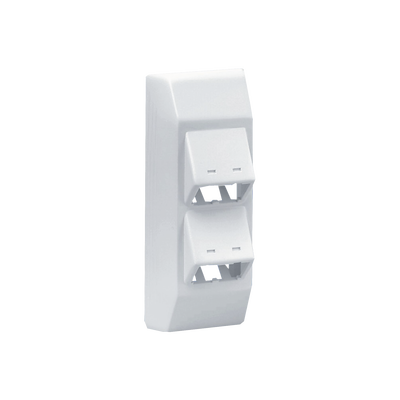 [T45HDBIW] Soporte Con 4 Puertos Mini-Com, Con Bisagras de Instalación a Presión, Para Canaletas T45, Material PVC Rígido, Color Blanco Mate
