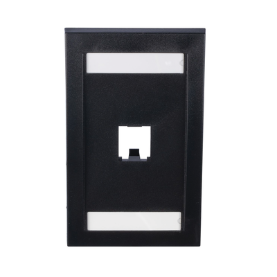 [CFPE1BLY] Placa de Pared Vertical Ejecutiva, Salida de 1 Puerto Mini-Com, Con Espacios Para Etiquetas, Color Negro