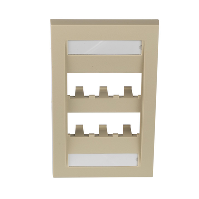 [CFPE6EIY] Placa de Pared Vertical Ejecutiva, Salida Para 6 Puertos Mini-Com, Con Espacios Para Etiquetas, Color Marfil