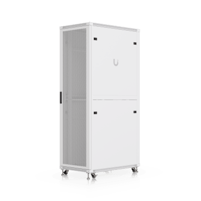 [UACC-RACK-42U-1000-P] UACC Rack Cabinet 42U (600 × 1000 mm) – Gabinete de Piso Totalmente Ensamblado con Ventiladores Integrados, Paneles Removibles, Ruedas con Seguro y Puerta Frontal Perforada para Óptimo Flujo de Aire