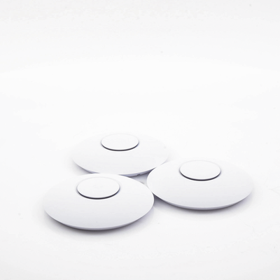 [UAP-NANOHD-3] Paquete de 3 Access Point UniFi 802.11ac Wave 2, MU-MIMO4X4 con antena Beamforming, hasta 1.7 Gbps, para interior PoE 802.3af, soporta 200 clientes, No incluyen PoE&acute;s